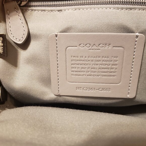 Coach White and Black Sullivan crossbody - Picture 1 of 2